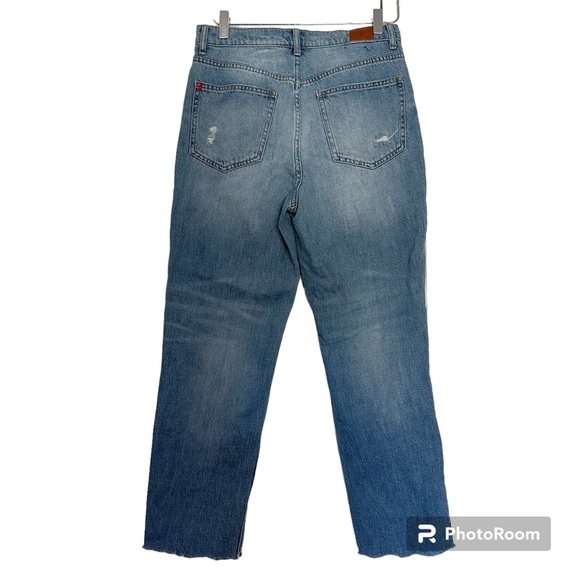 UO BDG Slim Straight Distressed Ankle Jeans Size 28 - Picture 8 of 10